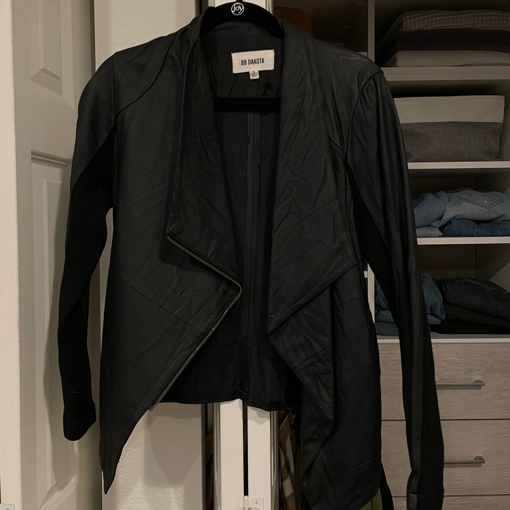 Black jacket!! Very comfy!! Has cute material on the side & the rest is pleather